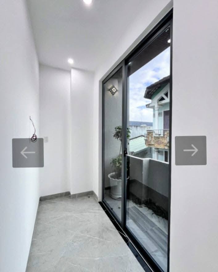 Nhà 3 tầng đẹp tại Thanh Khê, Đà Nẵng - Giá chỉ 5.45 tỷ, ô tô tránh thoải mái!