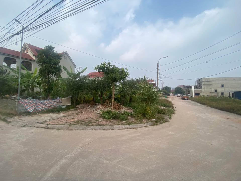 Đất nền lô góc 2 mặt tiền Hồng Tiến Phổ Yên 292m² - Tiềm năng sinh lời cao!