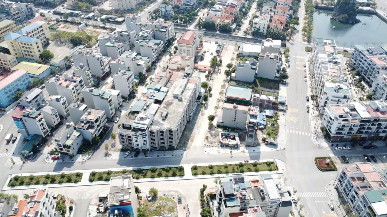 Lô đất Hồng Hải Hạ Long 64m² giá 10.5 tỷ - Vị trí đắc địa, cơ hội đầu tư tuyệt vời!