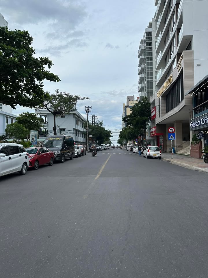 Khách sạn 10 tầng mặt đường Tuệ Tĩnh, Nha Trang 225m² - Tiềm năng sinh lời cao!