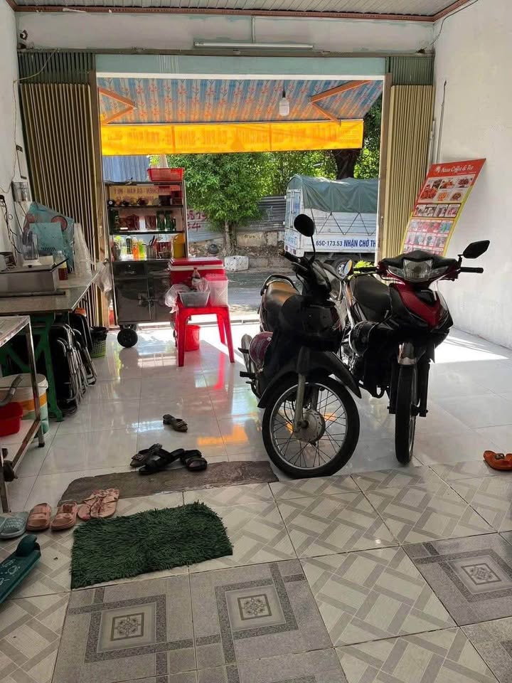 Bán nhà phố Long Bình Tân 72m² giá 1.6 tỷ - Đường rộng 8m, gần chợ KP2!