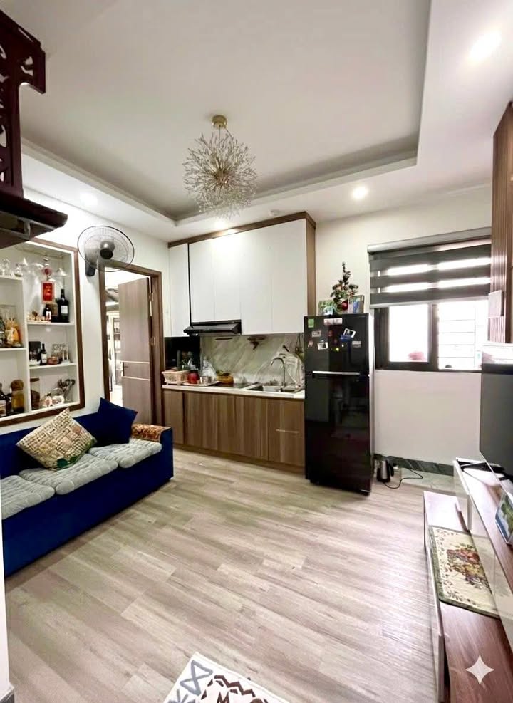 Căn hộ CCMN 2PN Hoàng Hoa Thám 50m² giá 2 tỷ - Đầy đủ nội thất, vào ở ngay!