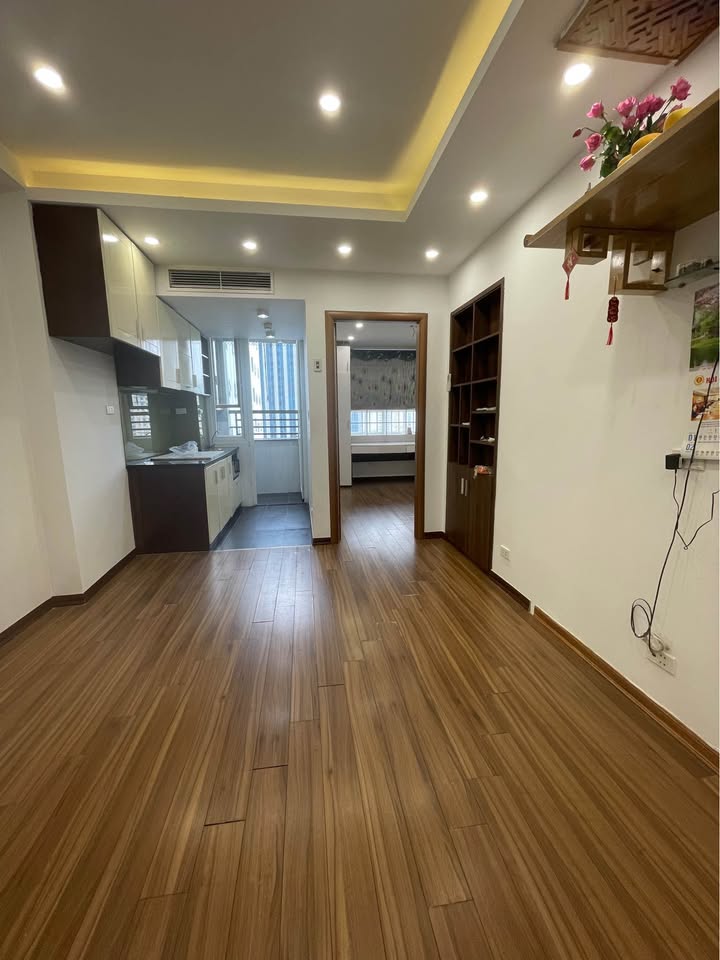 Chung cư A14 Nguyễn Chánh, Cầu Giấy 62m² giá 12 triệu - Nhà đẹp, đầy đủ tiện nghi!