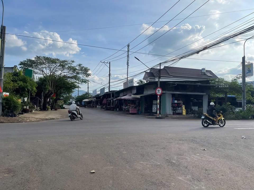 Đất nền Suối Cao 1000m² giá chỉ 370 triệu - Sổ đỏ chính chủ!