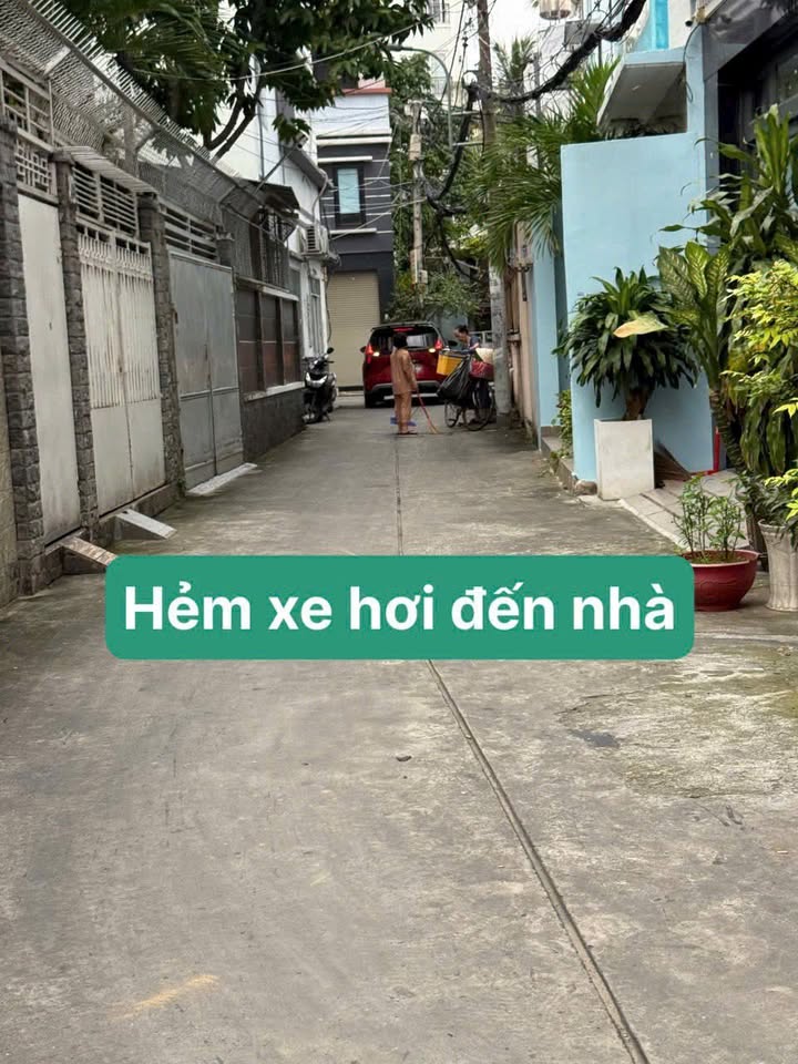 Đất vàng Phan Xích Long 198m² giá chỉ 25 tỷ - Cơ hội đầu tư hiếm có!