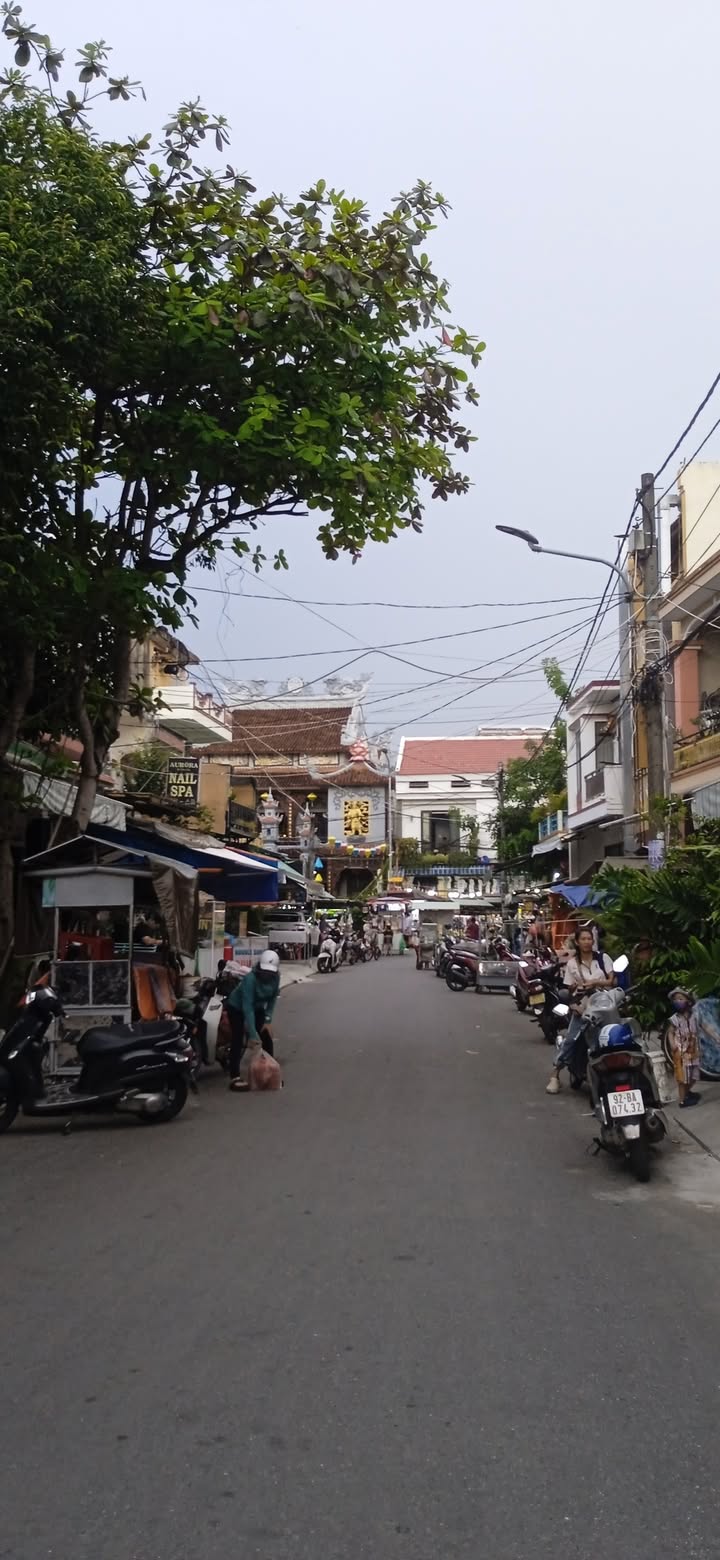 Homestay 6 phòng ngủ Lưu Quý Kỳ Hội An 93m² giá 15.8 tỷ - Kinh doanh sinh lời tốt!