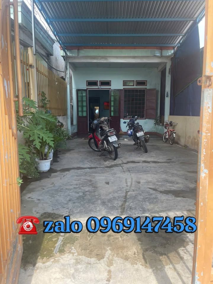 Nhà nguyên căn xã Bình Thạnh 125m² giá 2.5 triệu - Không gian rộng rãi cho gia đình!