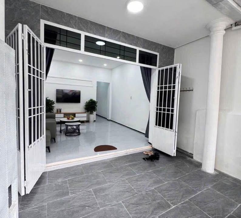 Nhà phố Song Hào 55.6m² giá 4.95 tỷ - Sẵn sàng vào ở ngay!