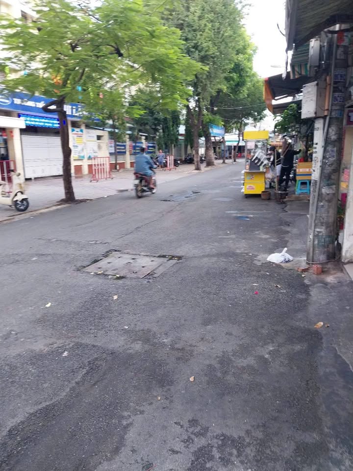 Nhà phố Lê Quang Sung, quận 6, 48.6m², giá 8.2 tỷ - Chính chủ đàm phán!