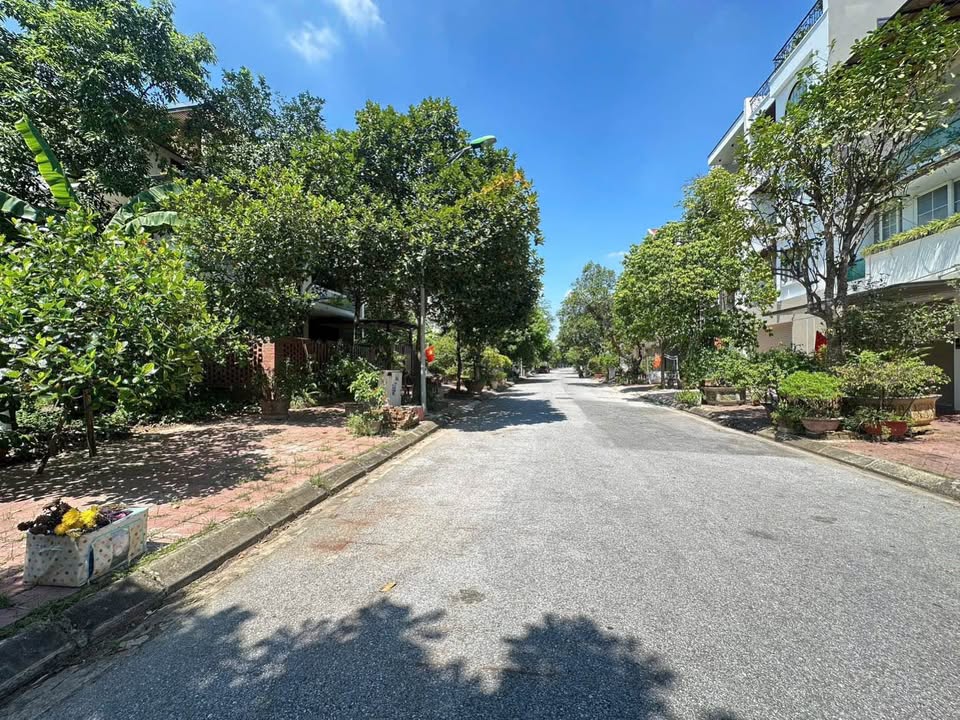 Đất Biệt Thự Khu A - Nam Đầm Bạc 253m² giá 7.59 tỷ - Hướng Đông Bắc đẹp