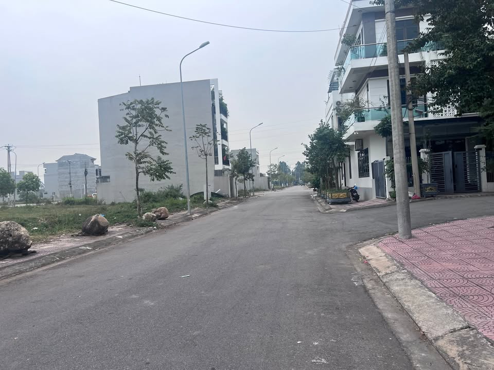 Đất nền KĐT Nam Vĩnh Yên 108m² giá 4.4 tỷ - Đầu tư sinh lời tại Vĩnh Phúc!