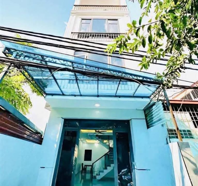 Nhà 4 tầng tại Miếu Hai Xã, Dư Hàng Kênh, 50m² giá 4.25 tỷ - Thiết kế hiện đại, tiện nghi đầy đủ!