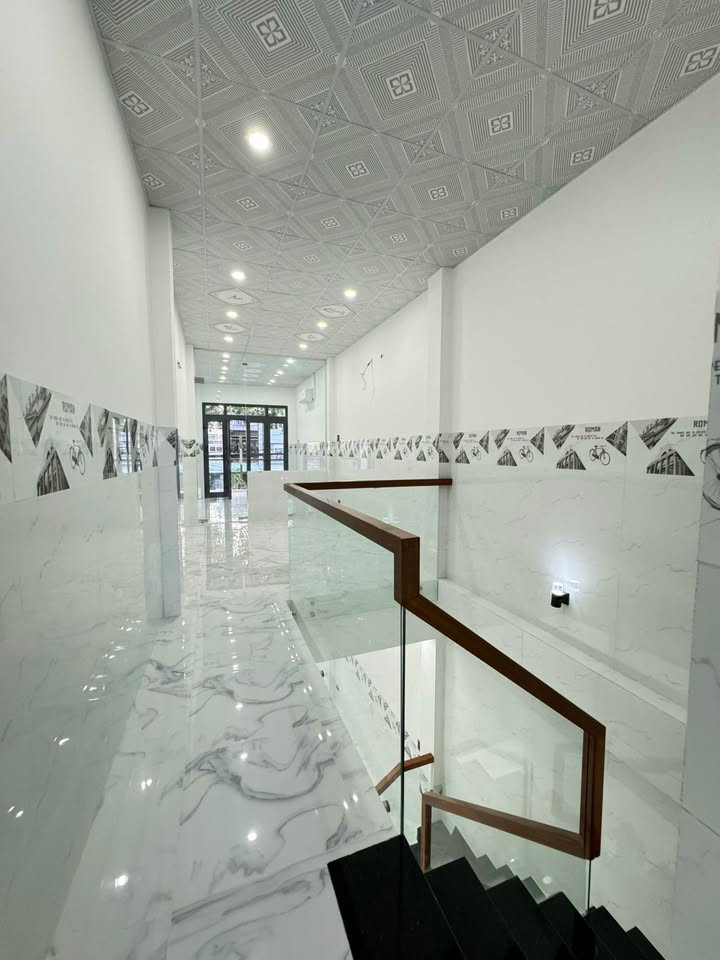 Nhà mặt tiền cho thuê phường Long Châu, Vĩnh Long - Chỉ 10 triệu/tháng, vừa ở vừa kinh doanh!