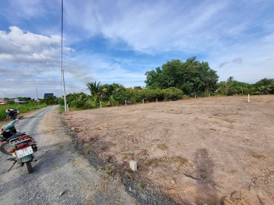Đất nền ấp Phước Hòa, Tây Ninh 120m² giá 385 triệu - Sổ hồng riêng, pháp lý đầy đủ!