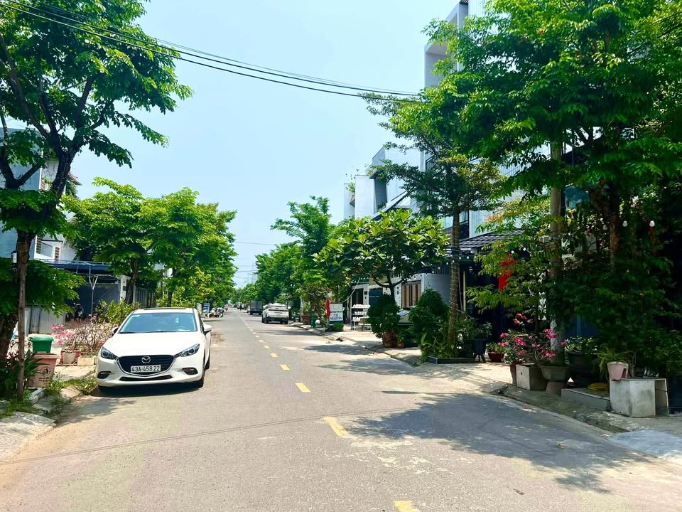 Đất liền kề Hoà Xuân 200m² giá 13 tỷ - Cơ hội đầu tư hiếm có!