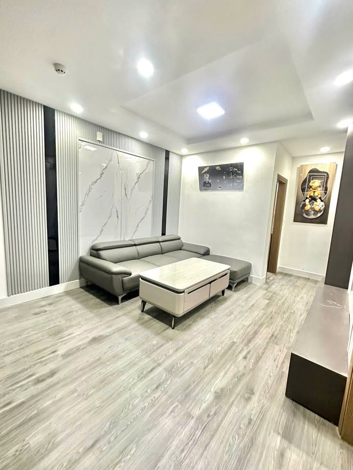 Chung cư Hoàng Huy - Lạch Tray 56m² giá 800 triệu - Full nội thất chỉ việc vào ở!