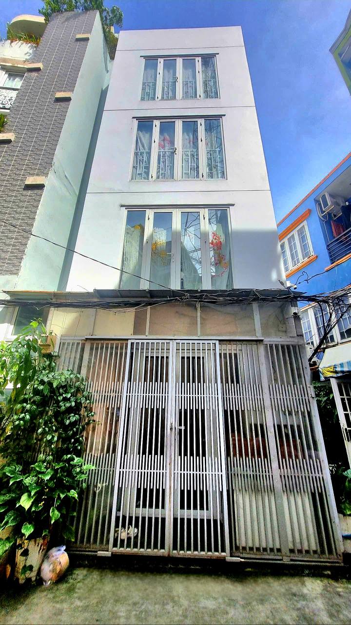 Nhà lô góc Nguyễn Bỉnh Khiêm, Quận 1, 97m² chỉ 9 tỷ - Vị trí đắc địa!