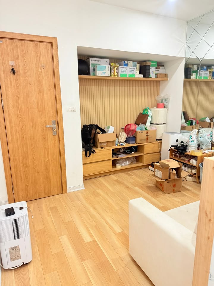 Căn hộ tập thể Thái Thịnh 50m² giá thỏa thuận - Nhà lô góc thoáng mát