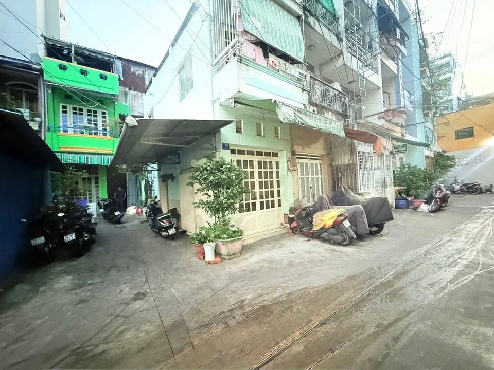 Nhà cũ Hồ Thị Kỷ Q10 81m² giá 12.5 tỷ - Tiện xây mới ngay!