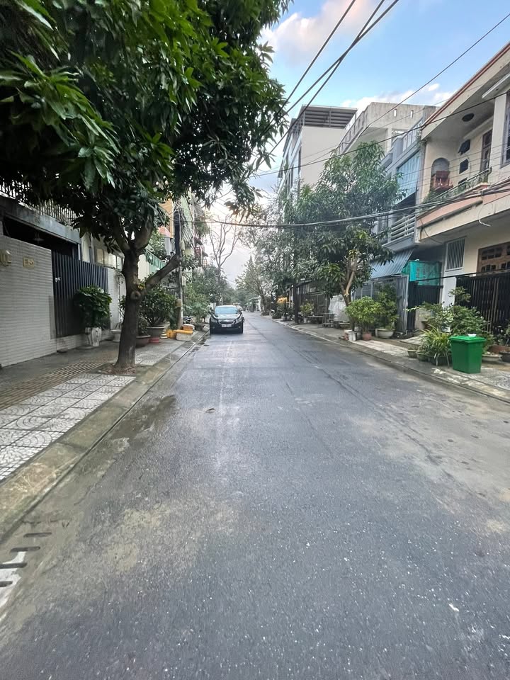 Nhà phố Hồ Xuân Hương Ngũ Hành Sơn 95m² giá 7.6 tỷ - Đầu tư sinh lời ngay sát biển Mỹ Khê!