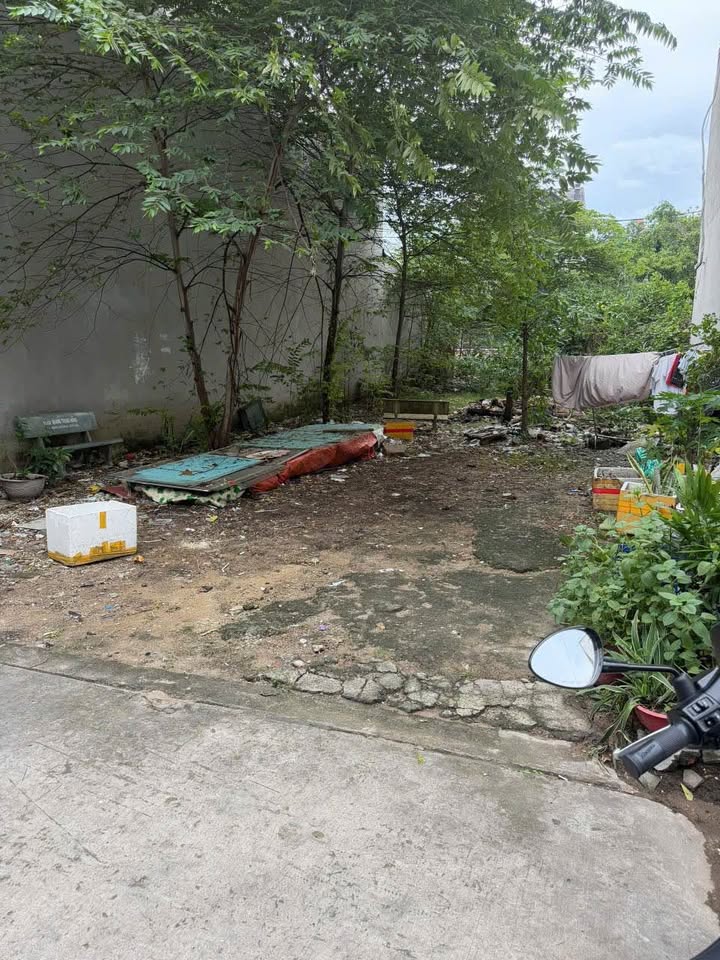 Đất mặt tiền đường Chiến Lược, Tân Phú, 115m² giá 7.8 tỷ - Cơ hội đầu tư sinh lời cao!