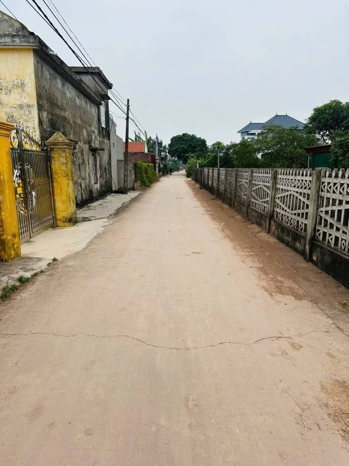 Đất nền góc 2 mặt thoáng Nghĩa Phú 225m² giá 500 triệu - Cơ hội đầu tư hiếm có!