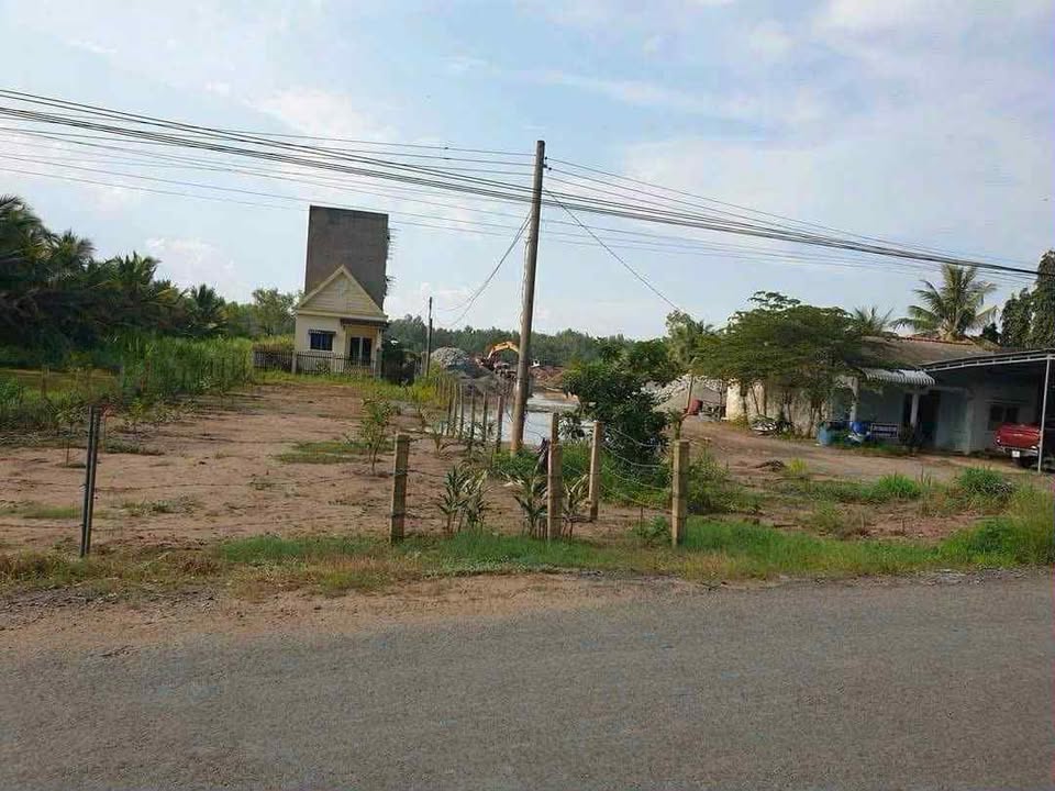 Đất 2 mặt tiền sông Tân Mỹ Ba Tri 1595m² giá chỉ 650 triệu - Cơ hội vàng cho đầu tư!