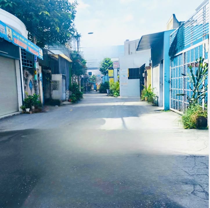 Bán nhà mặt tiền Tân Xuân 7, Hóc Môn 87m² chỉ 4.2 tỷ - Vị trí đắc địa!