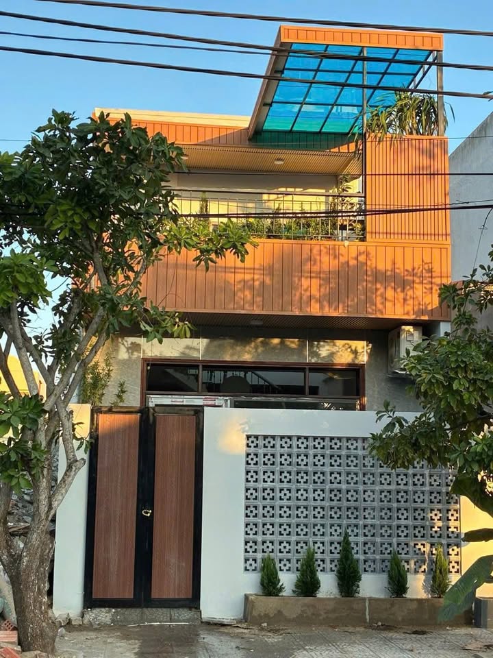 Biệt thự sân vườn Hòa Hải 2 tầng giá 30 triệu - Không gian sống lý tưởng!