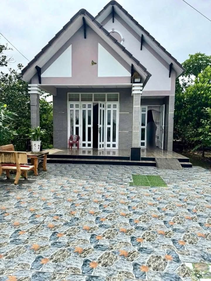 Nhà riêng phường Long Hưng, Gò Công 169m² giá chỉ 750 triệu - Dọn vào ở ngay!