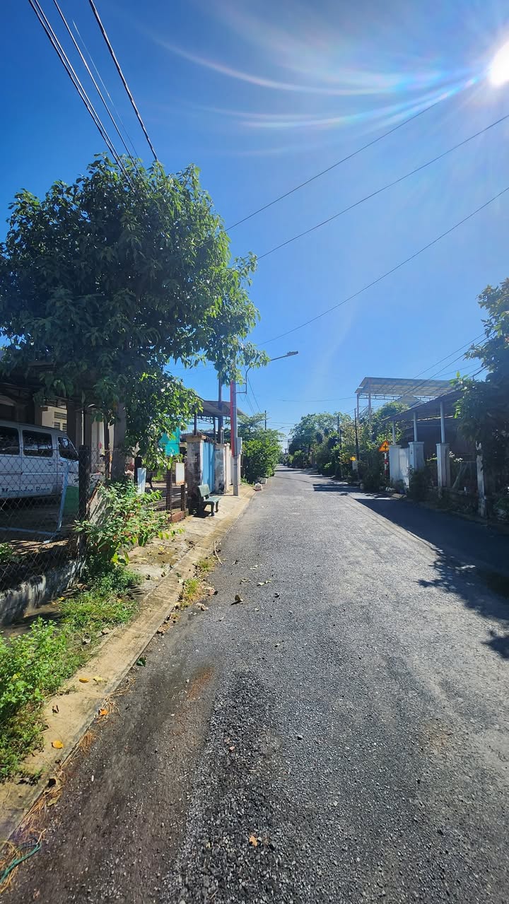 Đất thổ cư Hẻm 79 Cách Mạng Tháng 8, Hiệp Ninh, 145m² giá 8.41 tỷ - Vị trí thuận lợi gần chợ và trường học!