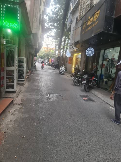 Căn hộ mặt phố Khương Thượng 35m² giá 12.5 tỷ - Kinh doanh đỉnh cao!