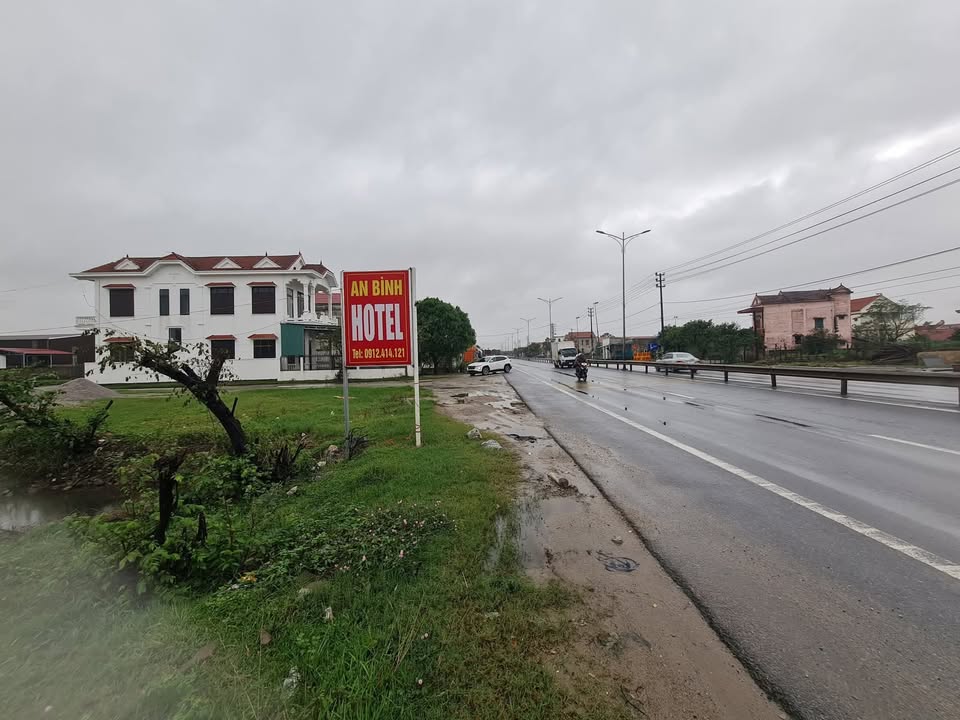 Đất nền mặt tiền Quốc lộ 1A, Quảng Thuận 245m² giá 1.7 tỷ - Cơ hội đầu tư tuyệt vời!