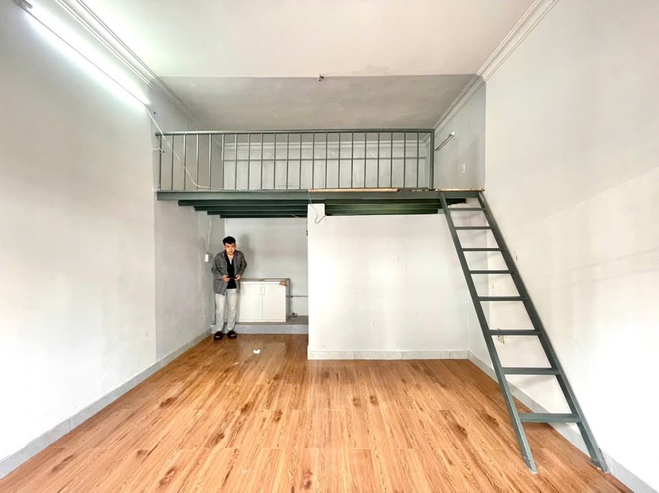 Phòng cho thuê tại đường Hoàng Hoa Thám, quận Tân Bình - Full nội thất, giờ giấc tự do!