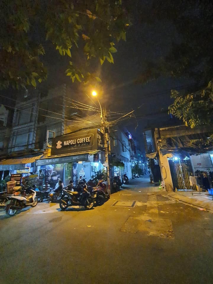 Nhà mặt tiền Tân Phú 34m² giá 3 tỷ - Tiện kinh doanh, sẵn sàng ở ngay!