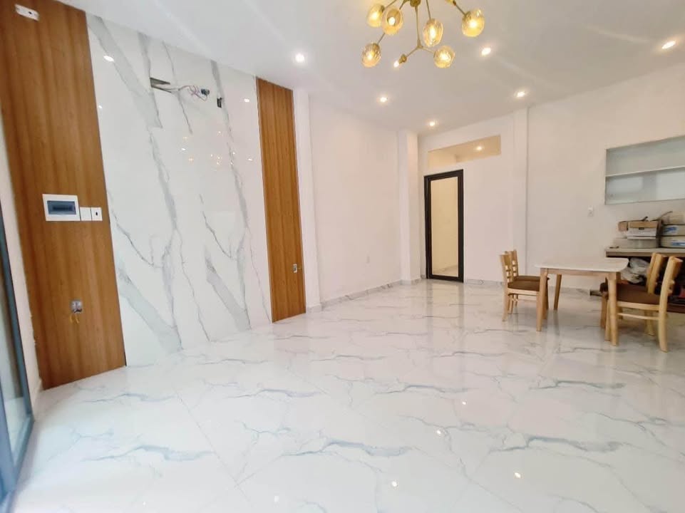 Nhà phố đường Lê Quang Định, Bình Thạnh 55m² giá 3.15 tỷ - Cơ hội không thể bỏ lỡ!