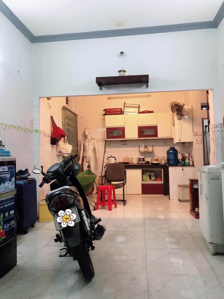 Nhà phố Tân Bình 29m² giá 3.1 tỷ - Hẻm ô tô tránh, vị trí đắc địa!