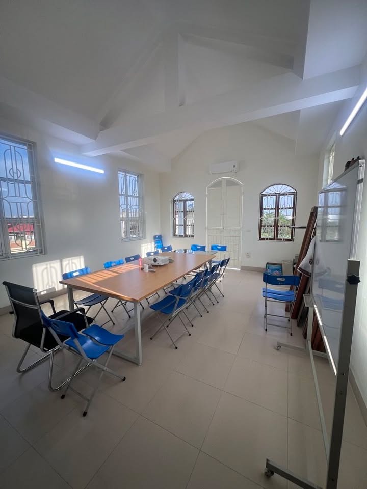 Nhà Phân Lô Đức Giang, Long Biên 125m² giá 18 tỷ - Ô tô tránh, làm văn phòng lý tưởng!