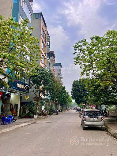 Đất Dương Nội 95m² giá 15 tỷ - Kinh doanh, ô tô tránh, view hồ