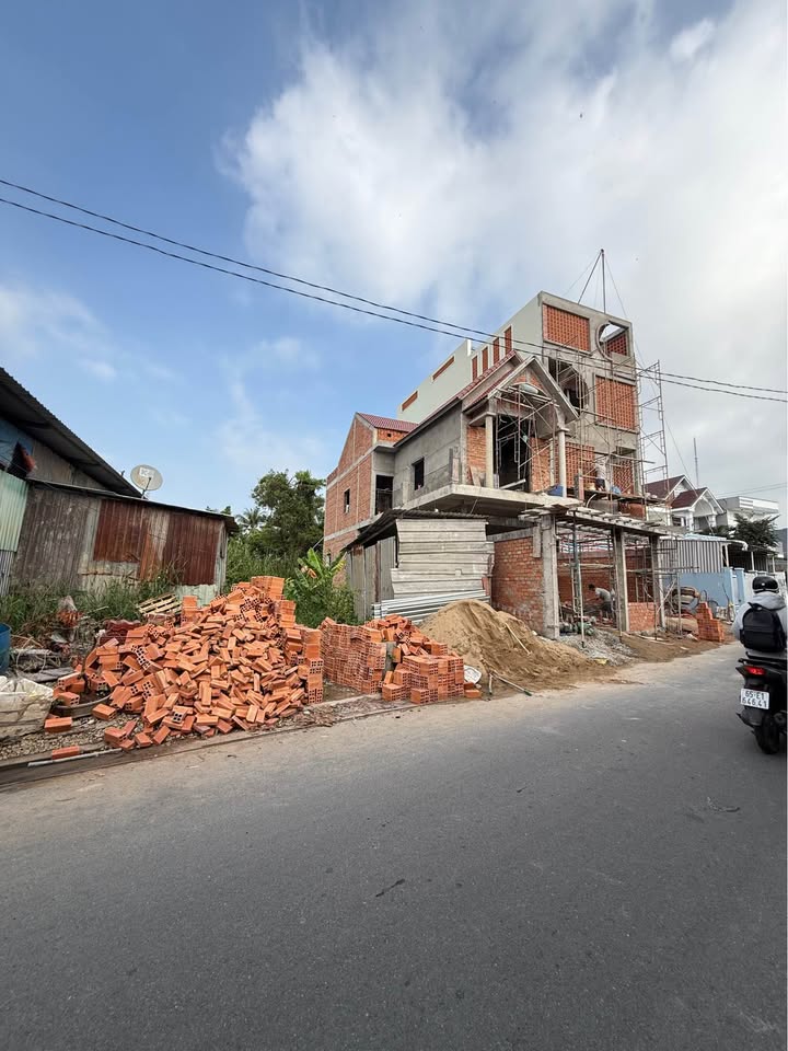 Bán đất mặt tiền đường Lê Văn Sô, Bình Thủy, Cần Thơ 139m² - Sổ hồng chính chủ!