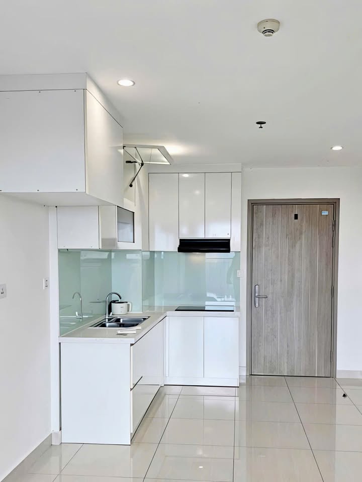 Căn hộ 3PN2WC đường Nguyễn Xiển, quận 9 - Chỉ 8.5 triệu/tháng, view sông tuyệt đẹp!