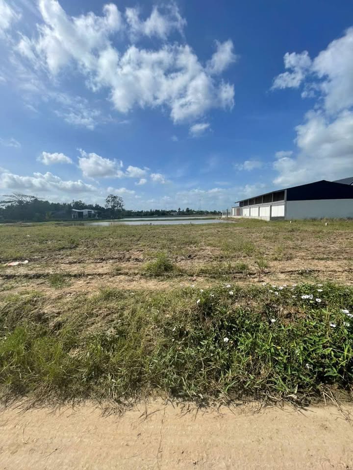 Đất nền Phú Mỹ, Mỹ Tú, Sóc Trăng 110m² giá 320 triệu - Cơ hội đầu tư hấp dẫn!