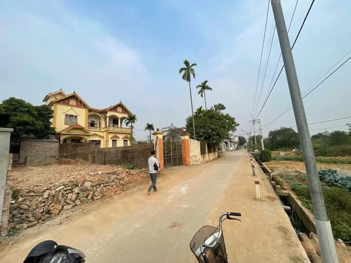 Đất thổ cư 90m² tại Ngọc Trì, Mê Linh, Hà Nội giá 3.285 tỷ - Vị trí đẹp, tiện ích đầy đủ!