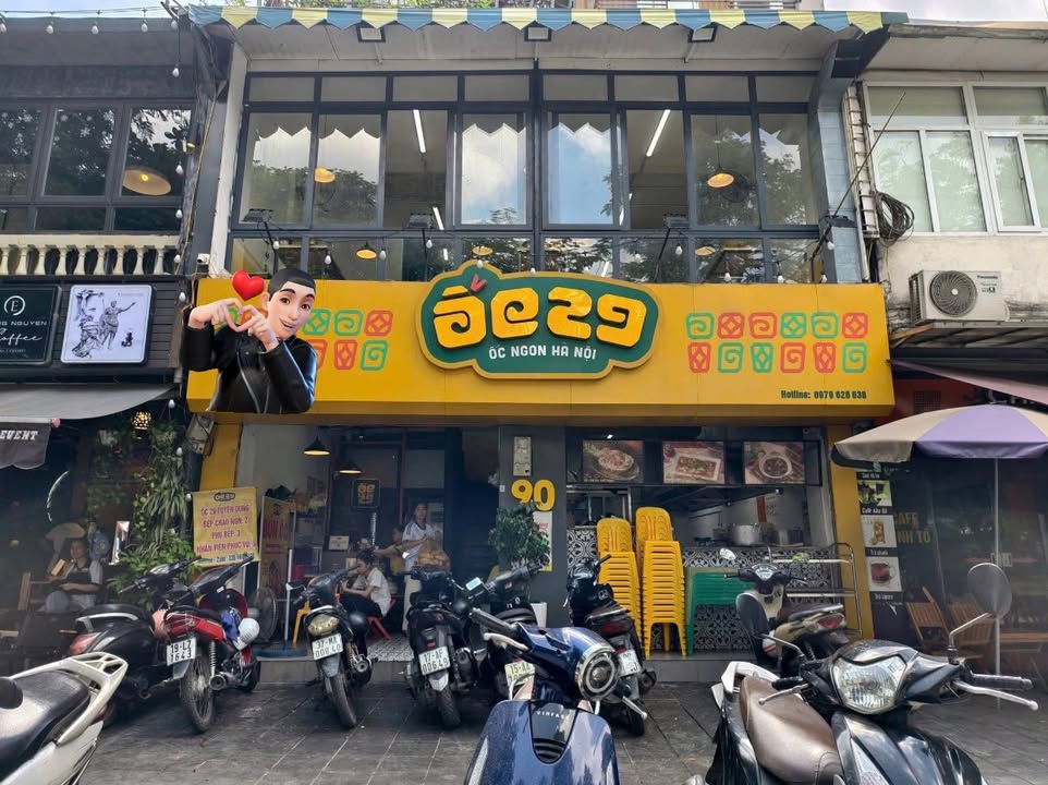 Mặt bằng kinh doanh Phùng Khoang 100m² giá thỏa thuận - Tụ điểm ăn uống sầm uất!