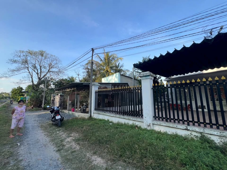 Nhà phố Hiệp Thạnh, Gò Dầu 60m² giá 1.6 tỷ - View kênh thoáng mát, thiết kế hiện đại!