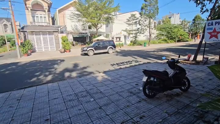 Mặt tiền Nguyễn Văn Bạch, Tây Ninh 300m² giá 7.05 tỷ - Cơ hội kinh doanh đắc địa!