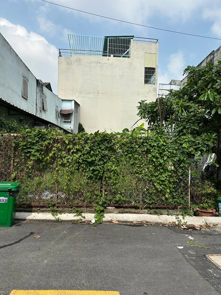 Đất Thạnh Lộc 83m² giá 4.6 tỷ - Hẻm nhựa ô tô vào tận nơi!