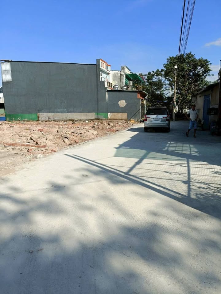 Đất 105m² tại ấp 4 Xuân Thới Thượng giá 3.75 tỷ - Xây dựng tự do ngay!