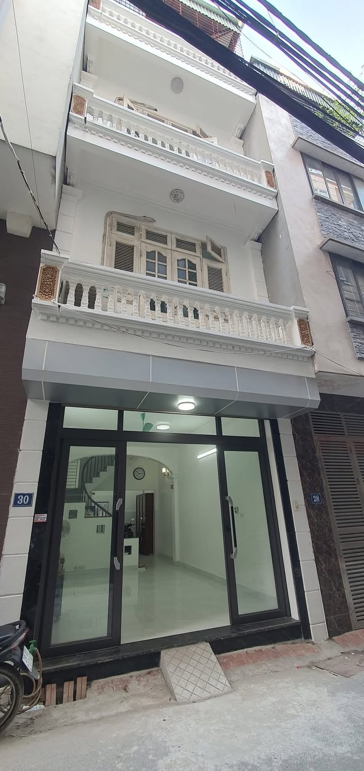 Cho thuê nhà nguyên căn 4 tầng tại An Khánh, 40m² giá 7.5 triệu - Sẵn sàng vào ở!