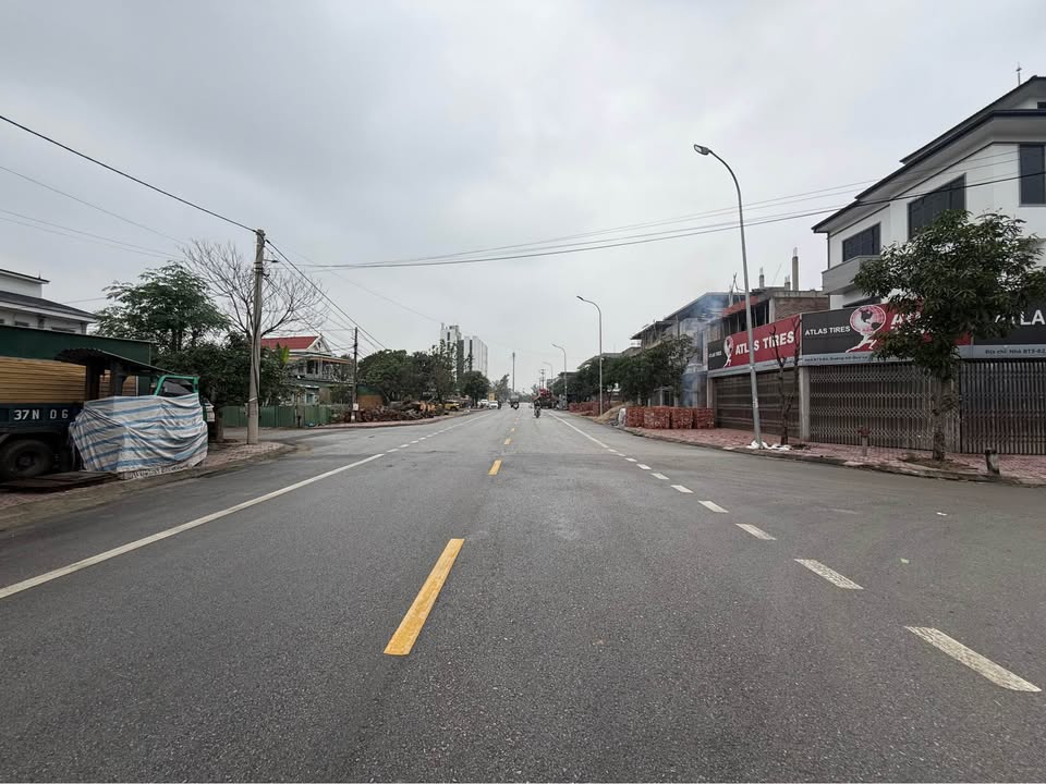 Nhà mặt tiền 12m tại Trường Vinh 300m² - Đầu tư sinh lời tiềm năng!